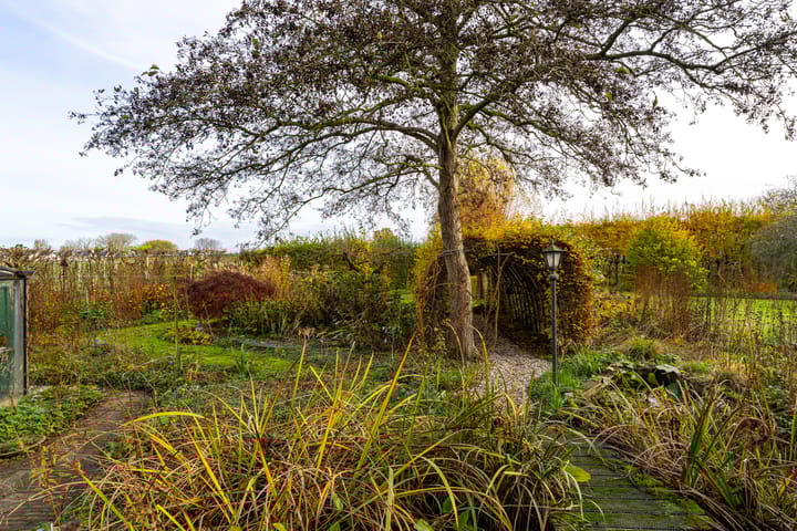 Photo 40 of Veldweg 8