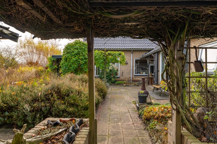 Photo 41 of Veldweg 8