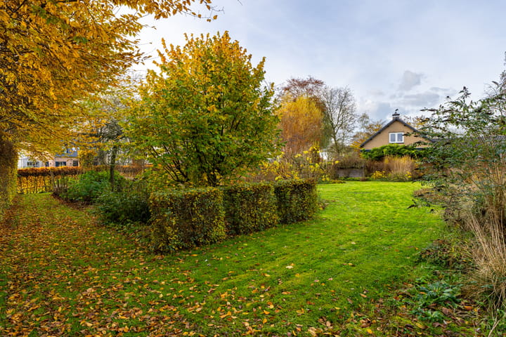 Photo 45 of Veldweg 8