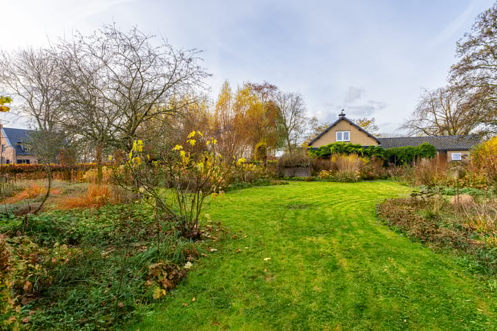 Photo 47 of Veldweg 8