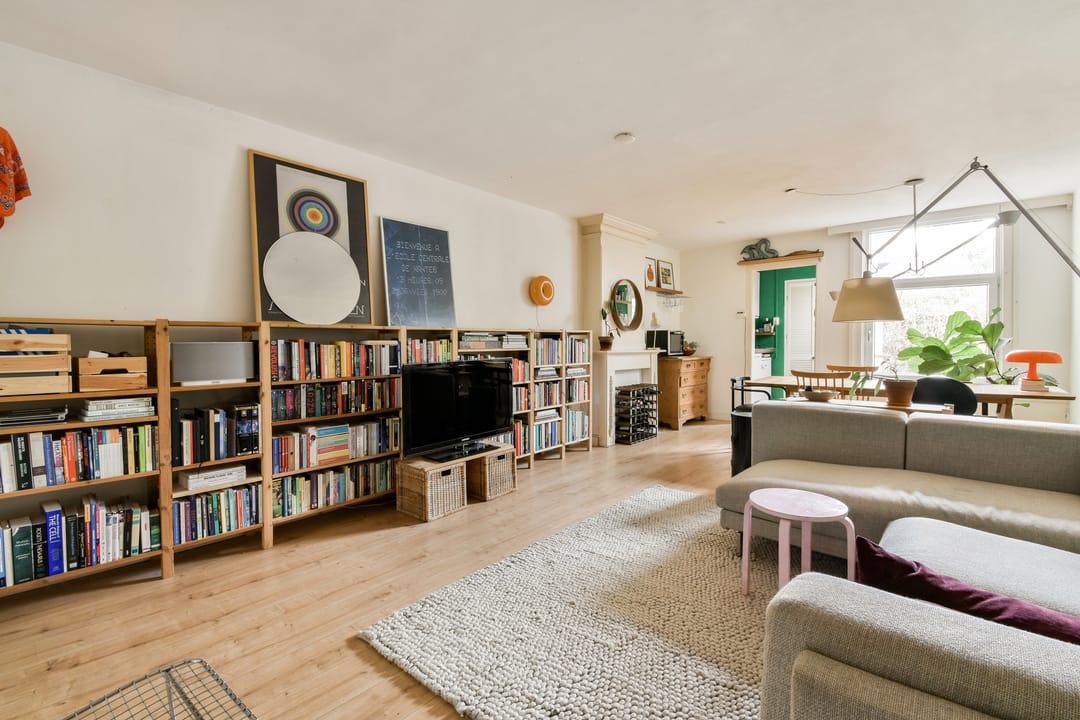 Photo 2 of Van Oldenbarneveldtstraat 68-O