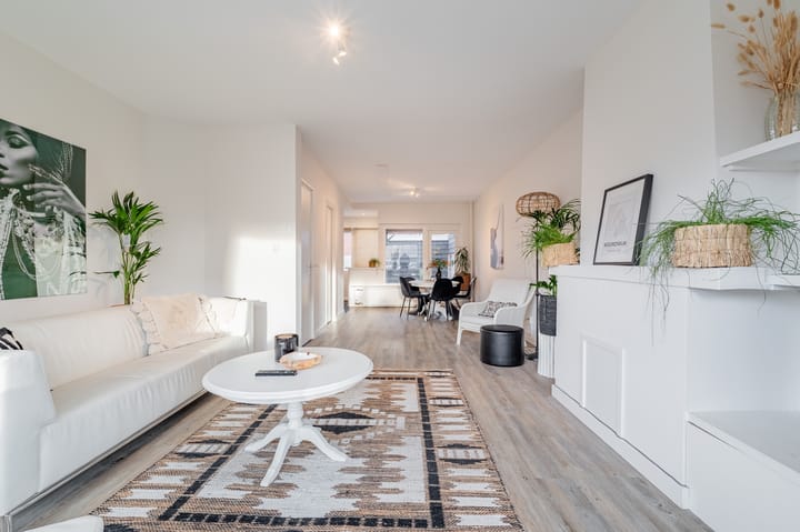 Photo 9 of Quarles van Uffordstraat 98