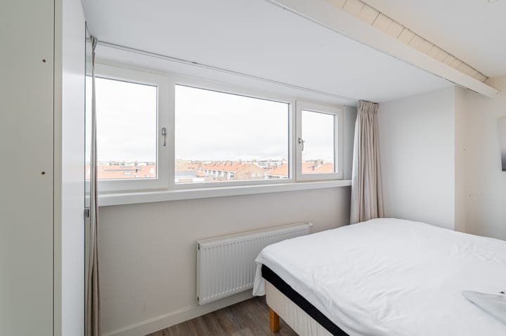 Photo 34 of Quarles van Uffordstraat 98