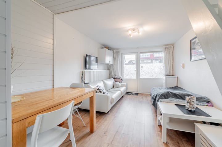 Photo 36 of Quarles van Uffordstraat 98