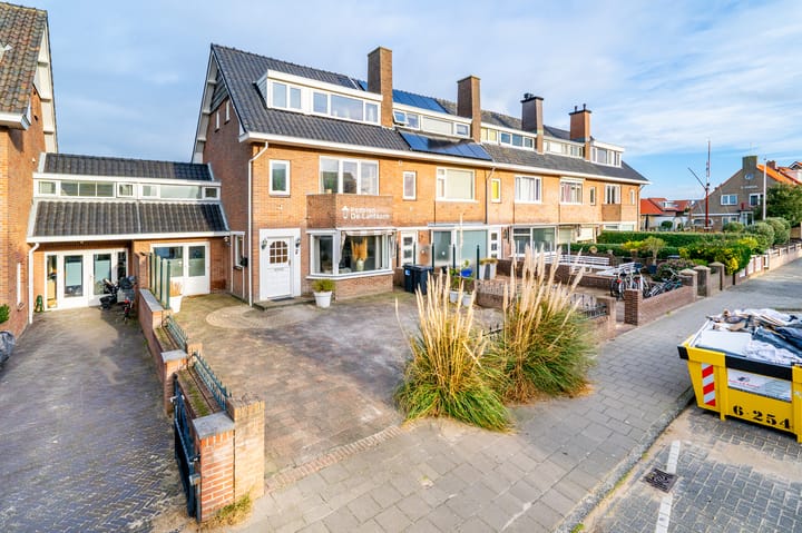 Photo 58 of Quarles van Uffordstraat 98