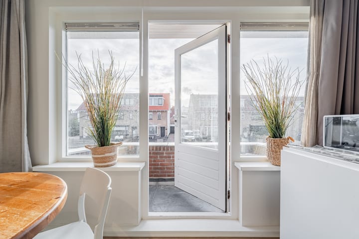 Photo 22 of Quarles van Uffordstraat 98