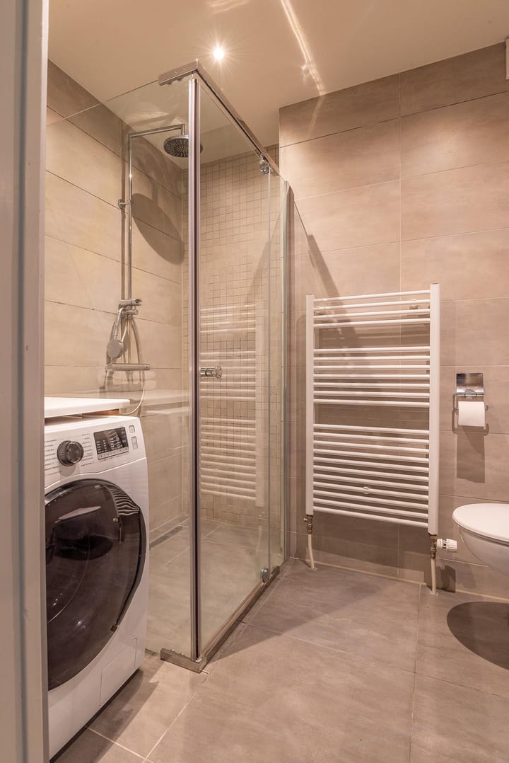 Photo 17 of Bloys van Treslongstraat 15-1