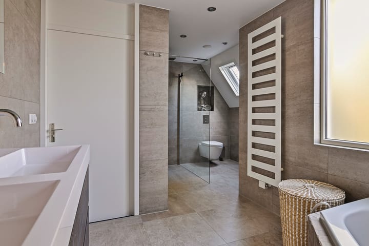 Photo 27 of Molecatensingel 373