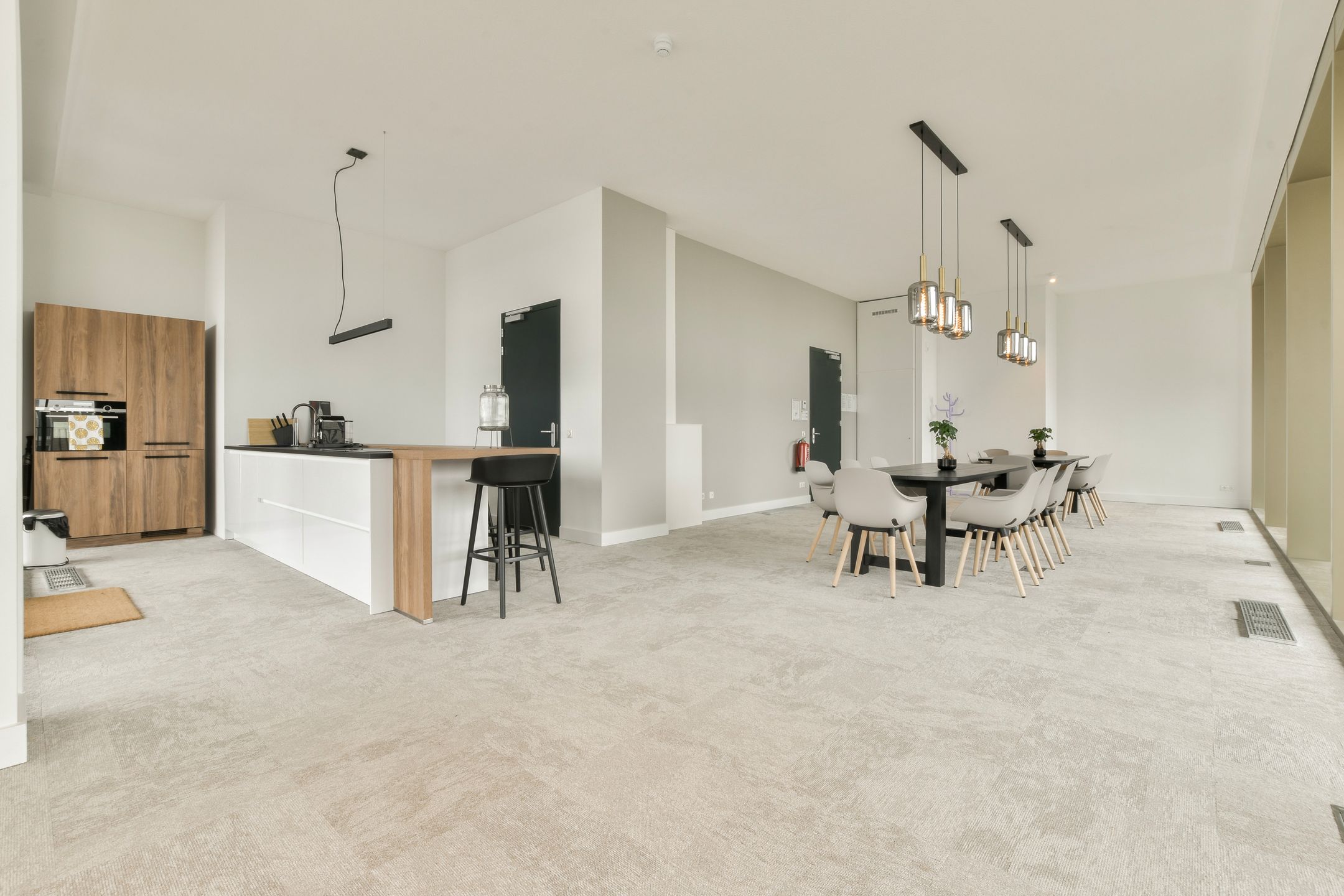 Photo 15 of Barajasweg 76