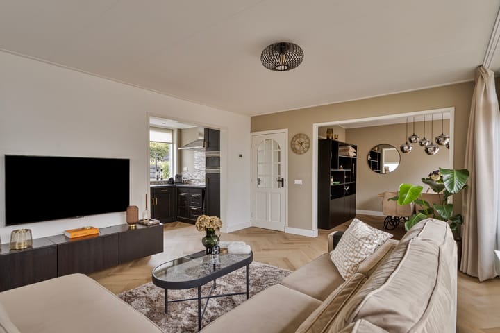 Foto 4 van Troelstrastraat 3