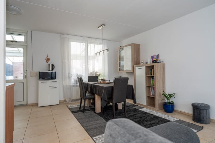 Foto 8 van Buizerdhorst 18