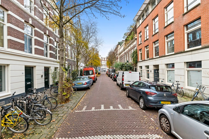 View photo 27 of Bilderdijkstraat 92