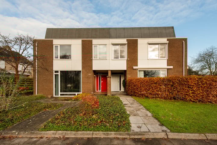 Foto 42 van Huijgensstraat 149