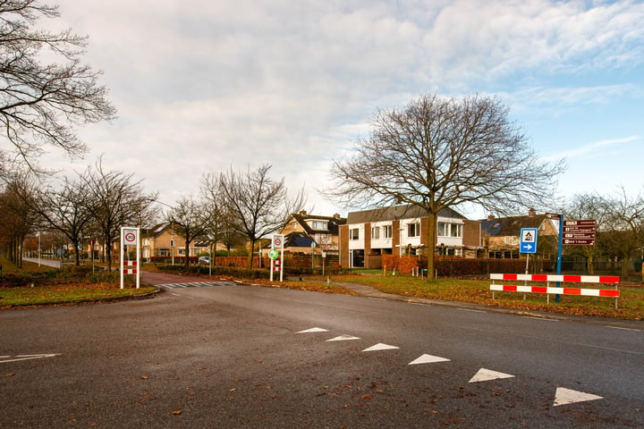 Bekijk foto 47 van Huijgensstraat 149