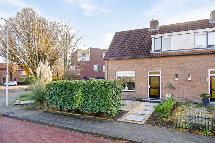 Foto 38 van Goudsbloemstraat 1