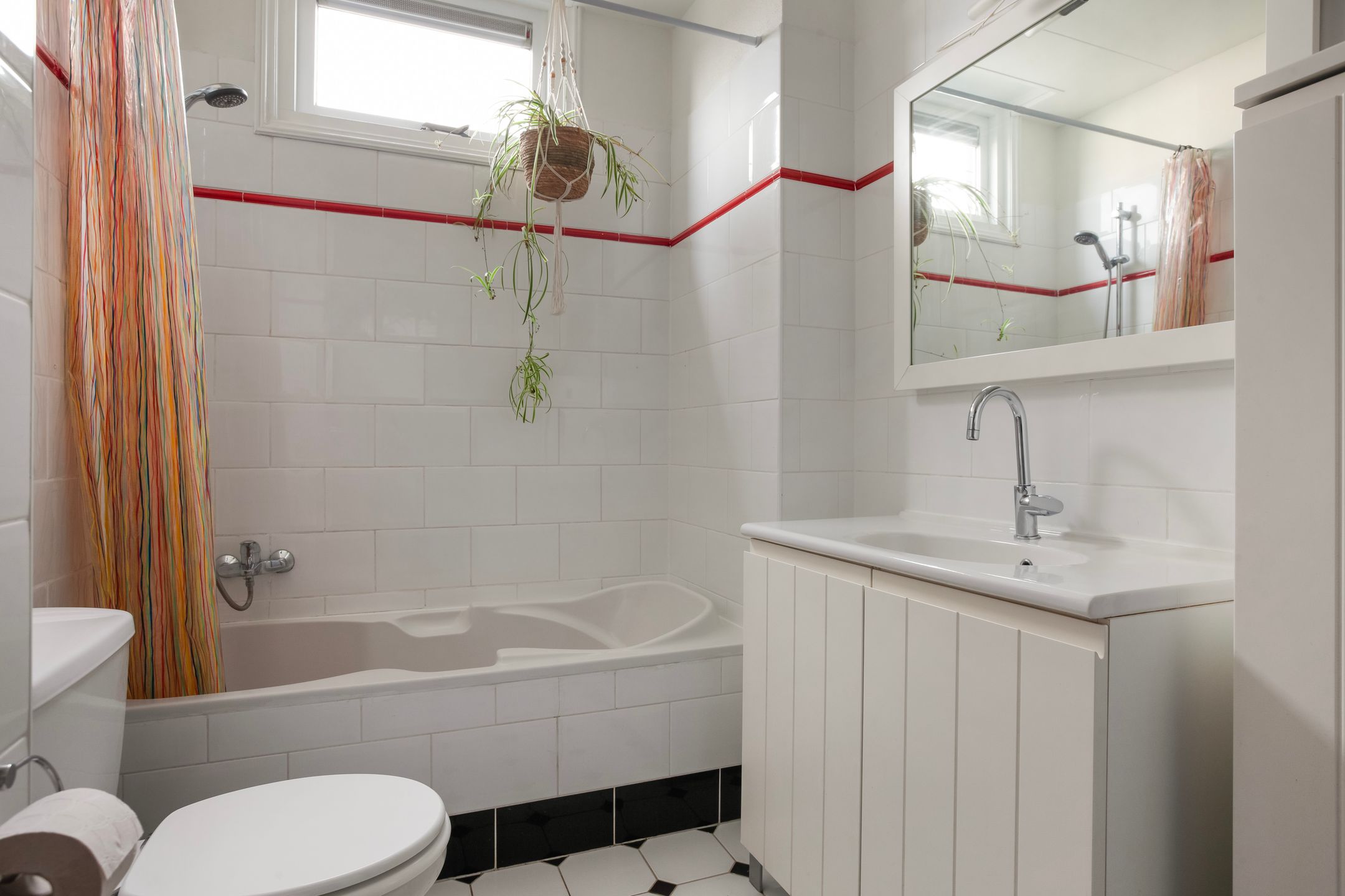 Foto 39 van Warmoezierskade 4