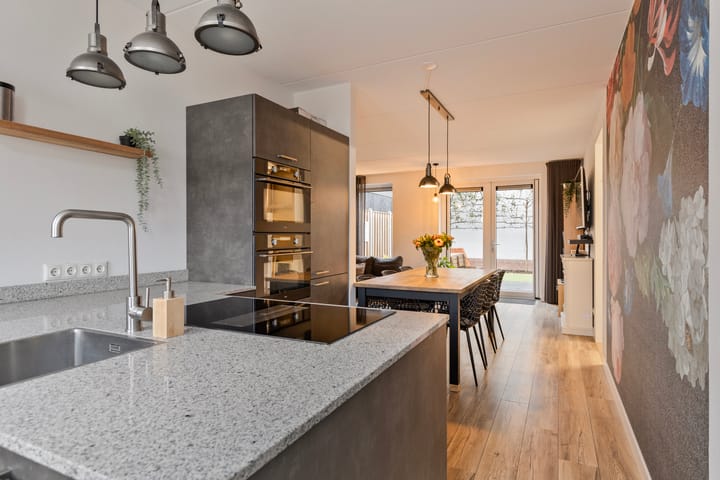 Foto 13 van Arjaan Katsmanstraat 2