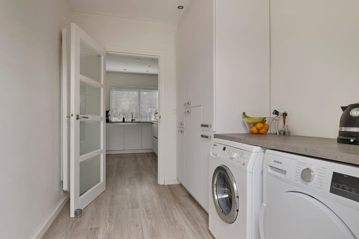 Foto 22 van Indira Gandhilaan 60