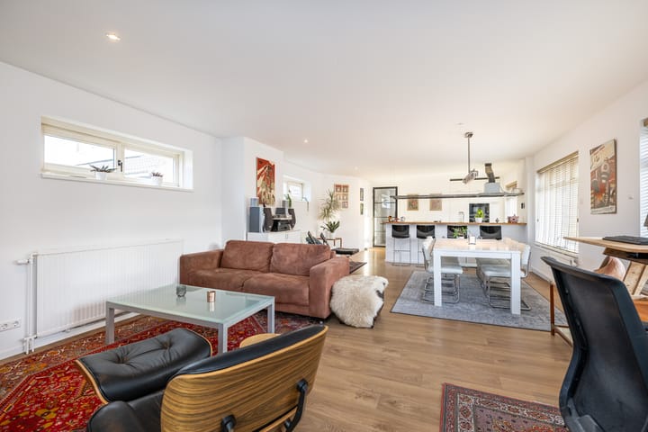 Foto 16 van Achterdijk 12