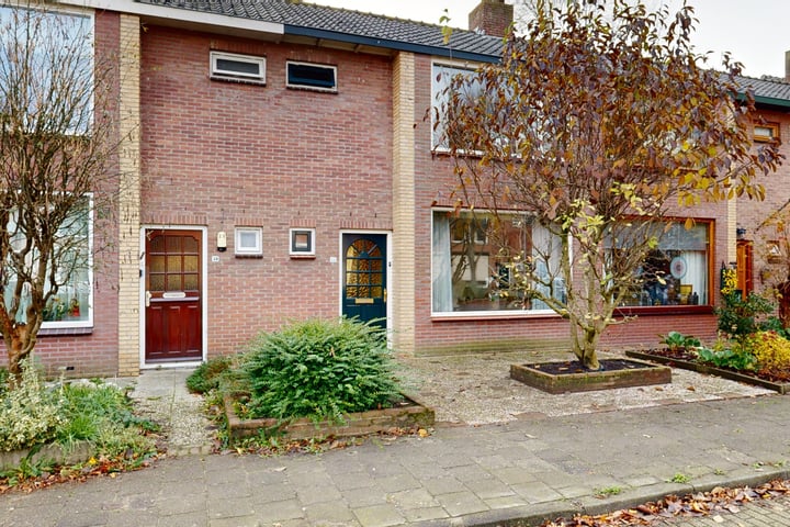 Bekijk foto 39 van van Galenstraat 22