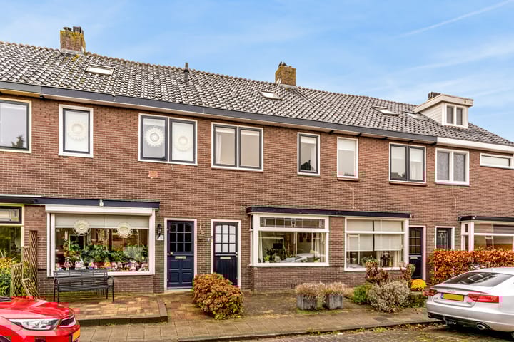 Foto 28 van Dahliastraat 6