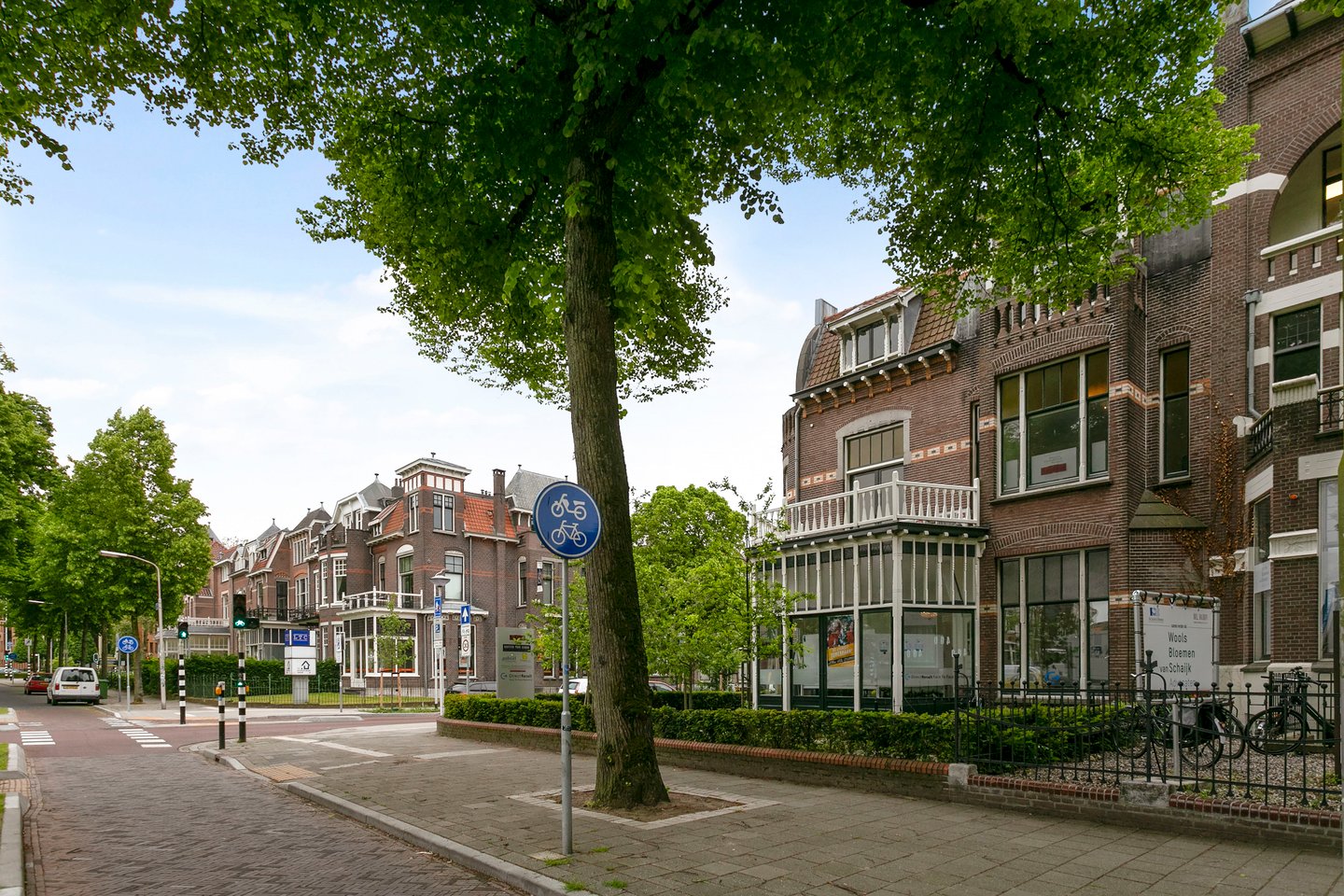 View photo 4 of Prins Hendrikstraat 2