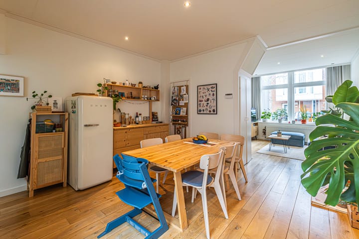 Foto 15 van De Genestetstraat 31