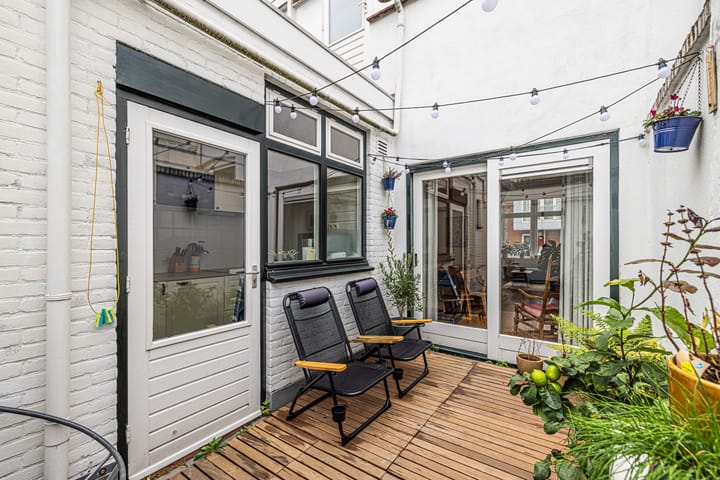 Foto 22 van De Genestetstraat 31