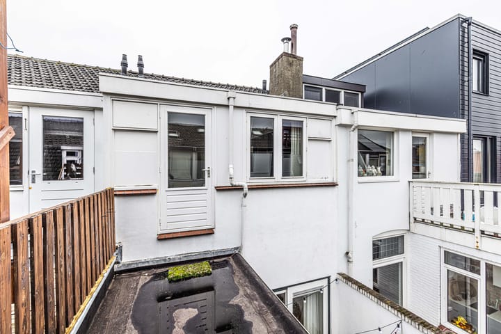 Foto 40 van De Genestetstraat 31