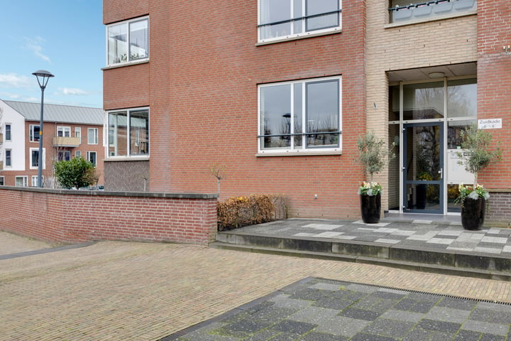 Bekijk foto 12 van Zuidkade 6-L