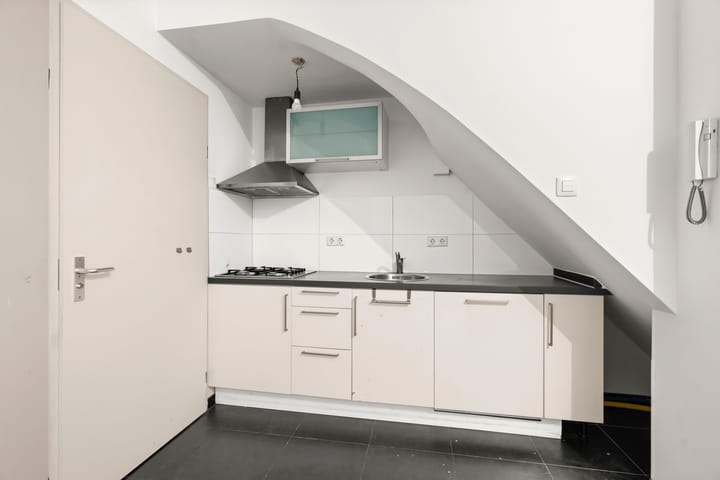 Photo 2 of Zuid-Peterstraat 6