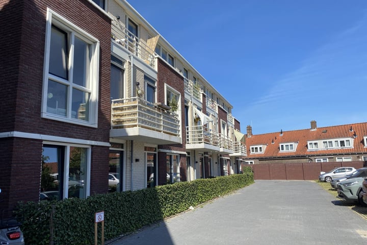 Bekijk foto 12 van Kruidenhof 27