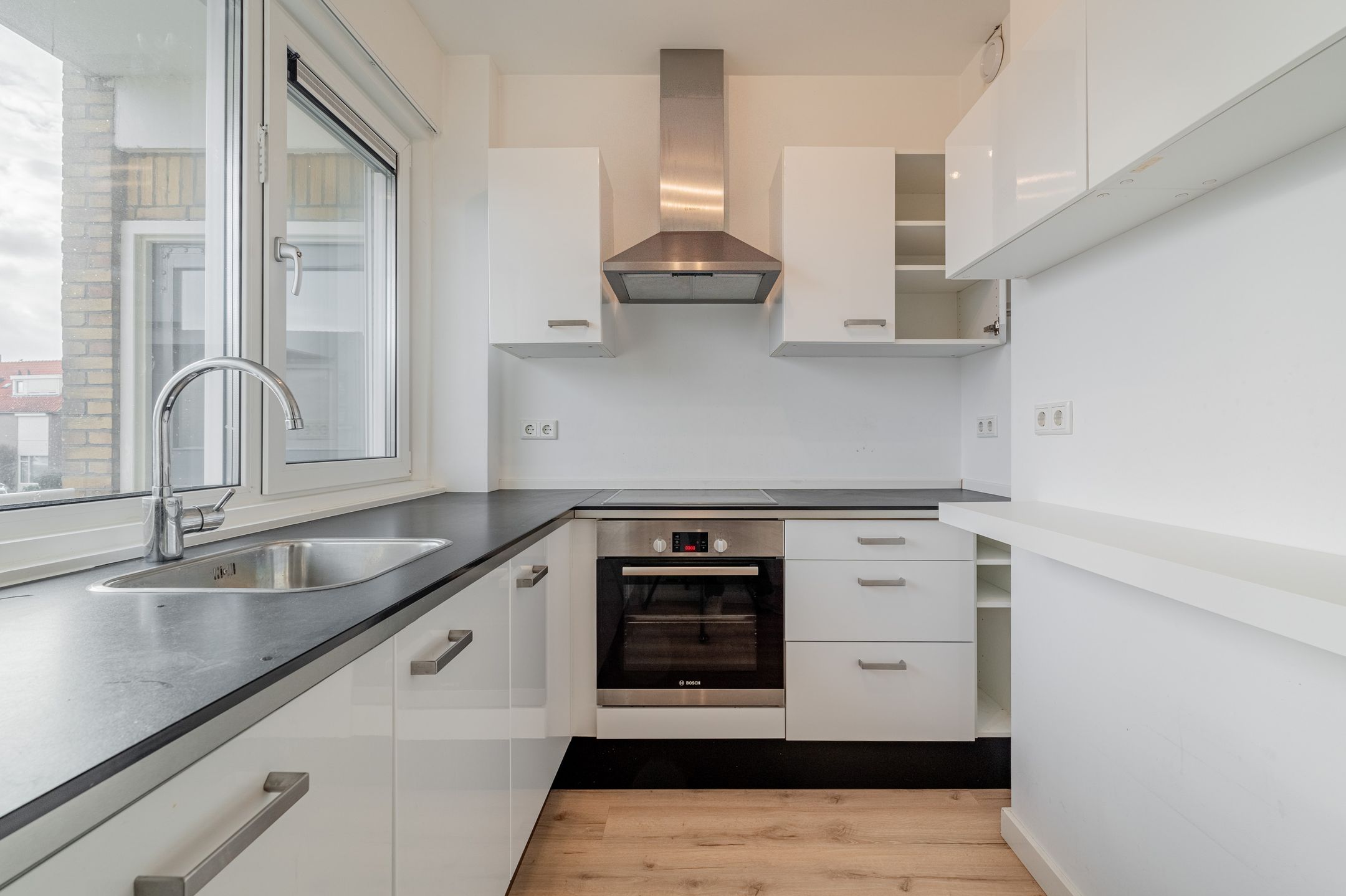 Photo 18 of Westerbaan 1