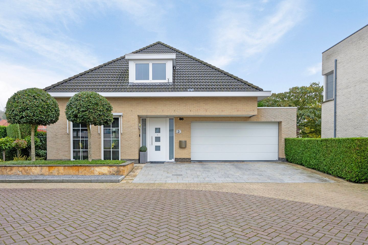 Photo 1 of Hazelaar 3