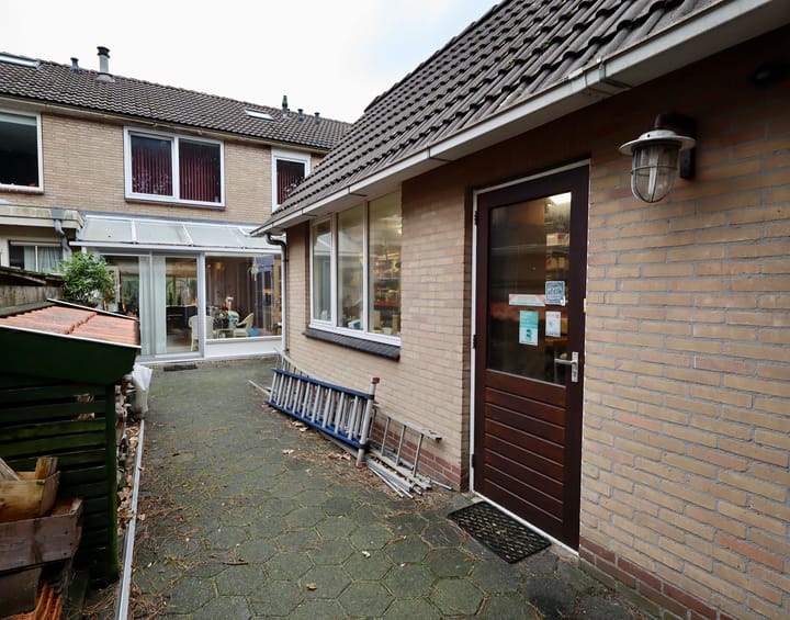 Foto 22 van Esdoornlaan 4