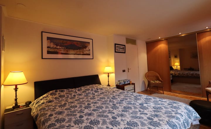 Foto 15 van Esdoornlaan 4