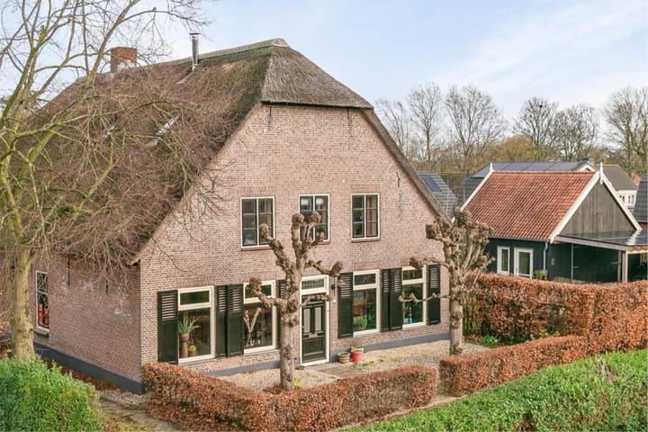 Foto 1 van Dorpsstraat 5