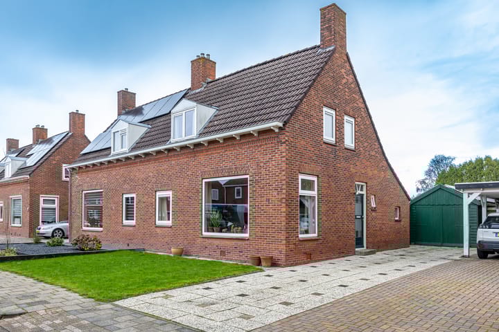 Photo 2 of Ubbenasingel 19