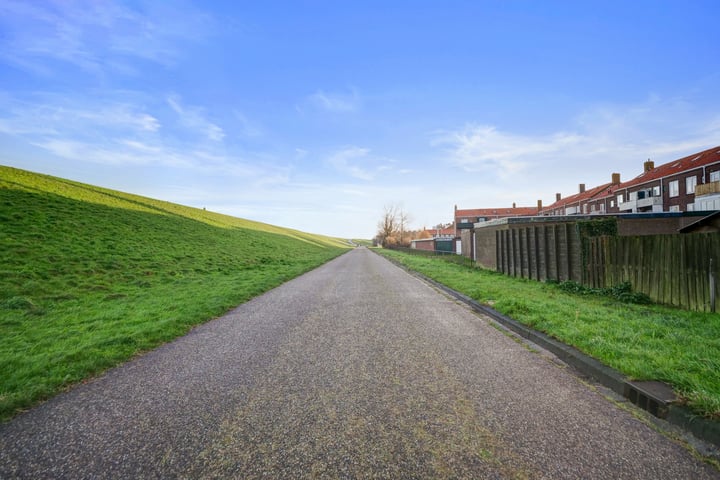 View photo 23 of Kanaalweg 91