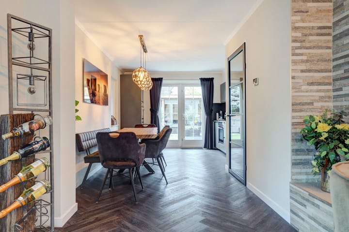 Foto 11 van De Heeren van 's-Gravensande 130