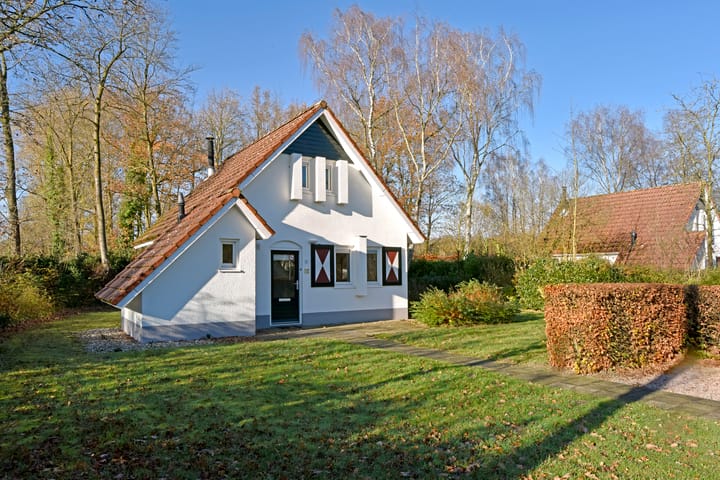 Foto 2 van Zwembadweg 1-001