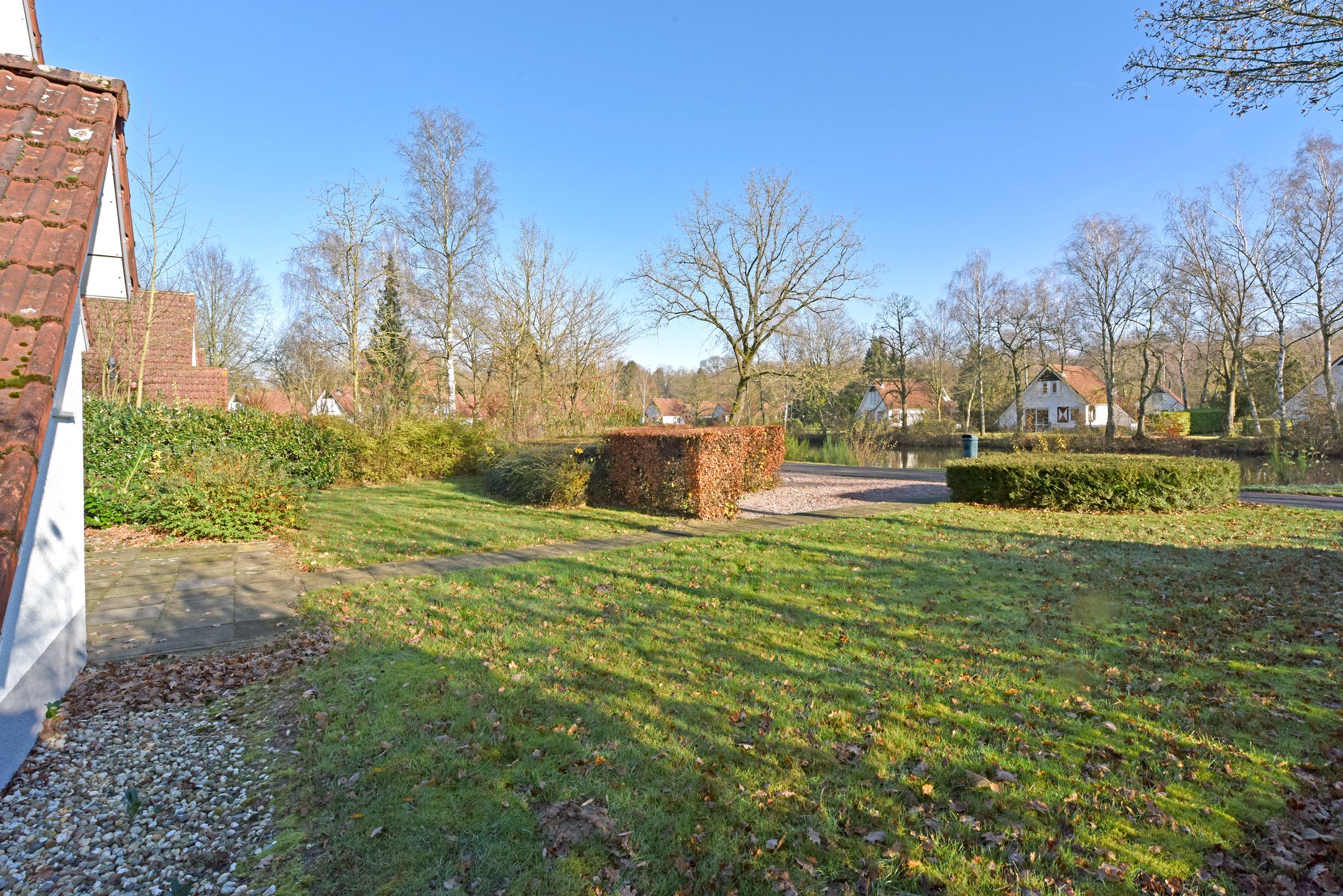 Foto 21 van Zwembadweg 1-001