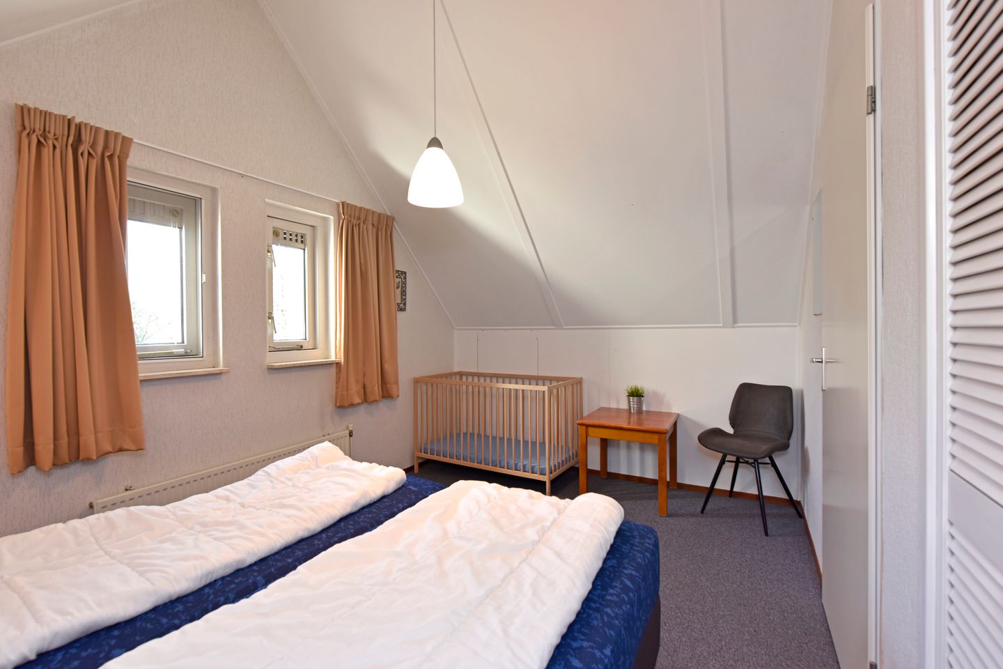 Foto 20 van Zwembadweg 1-001