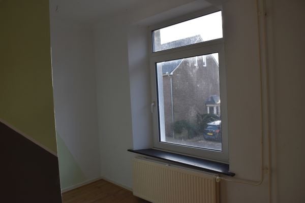 View photo 10 of Kloosterraderstraat 6