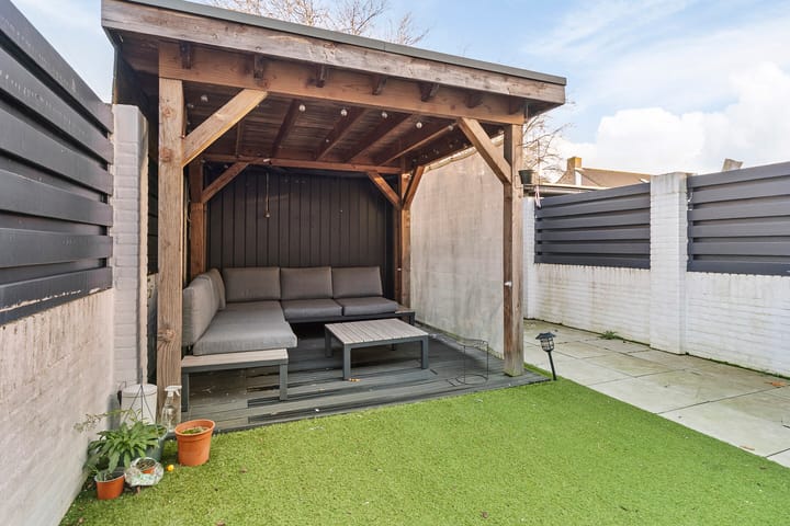 Foto 29 van Hindeloopenstraat 72