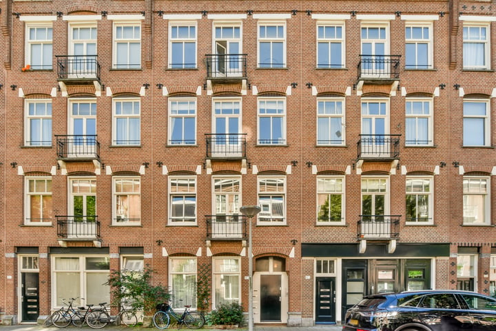 Bekijk foto 17 van Eerste Atjehstraat 118-B