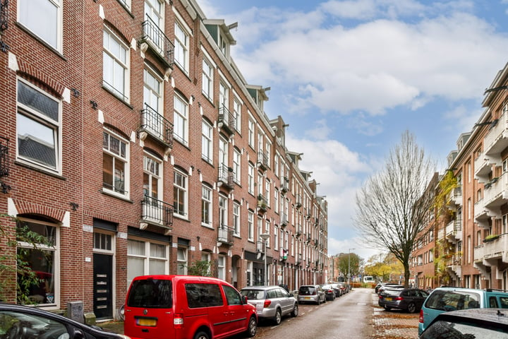 Bekijk foto 18 van Eerste Atjehstraat 118-B