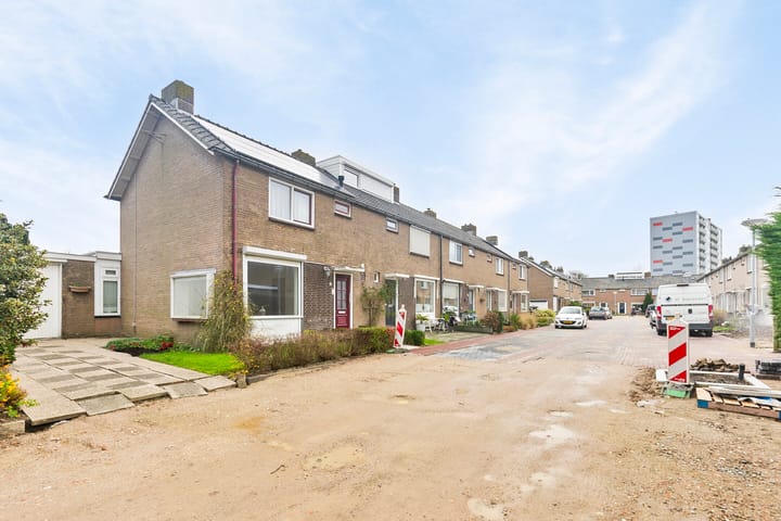 Foto 4 van Donker Curtiusstraat 1