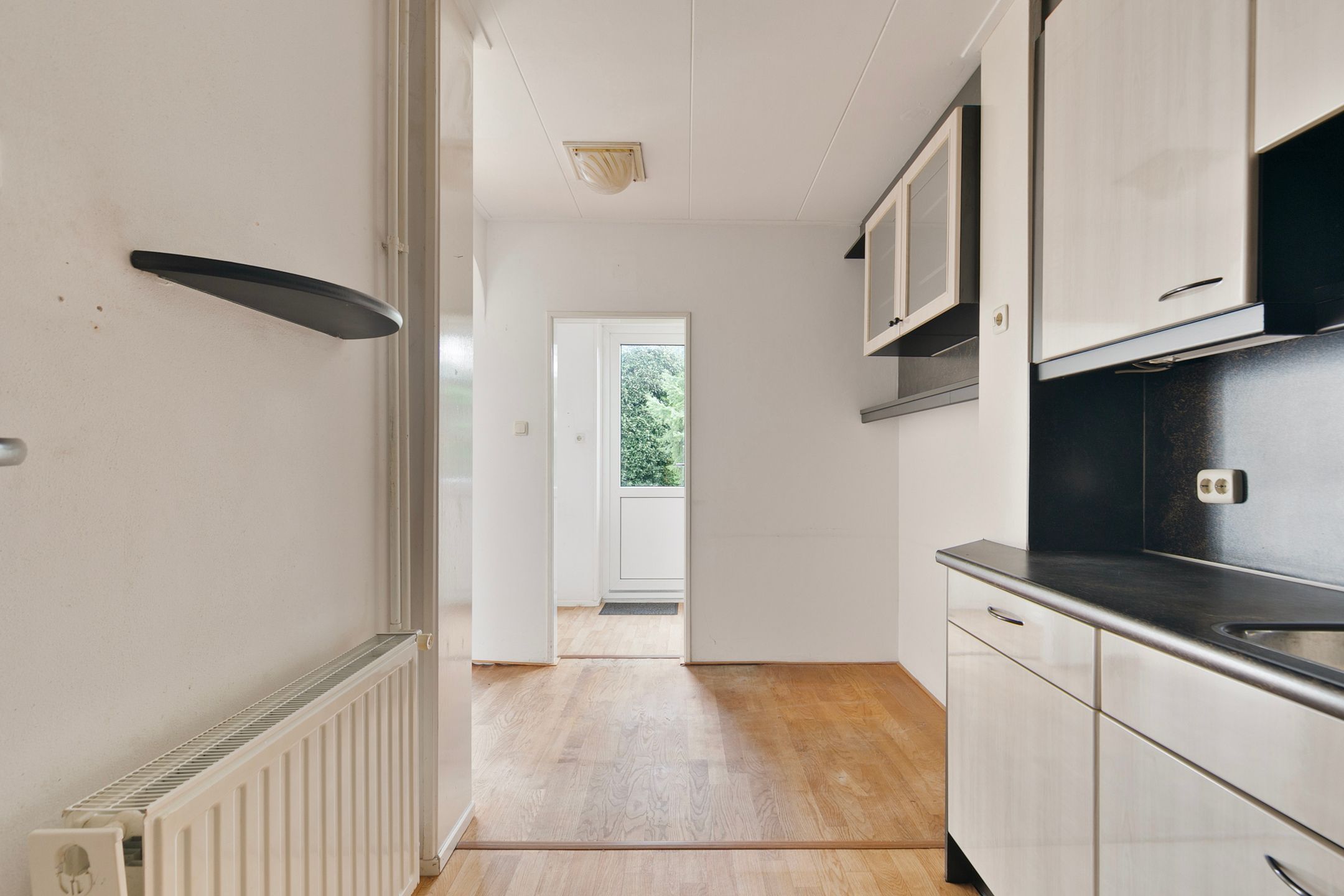 Foto 12 van Donker Curtiusstraat 1