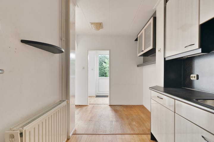 Foto 12 van Donker Curtiusstraat 1